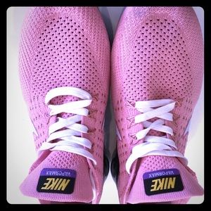 NIKE VAPORMAX WOMEN’S RUNNING SHOE SNEAKER SZ 7.5
